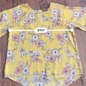 PAPERMOON
Larie Crew Neck Blouse Women’s XL